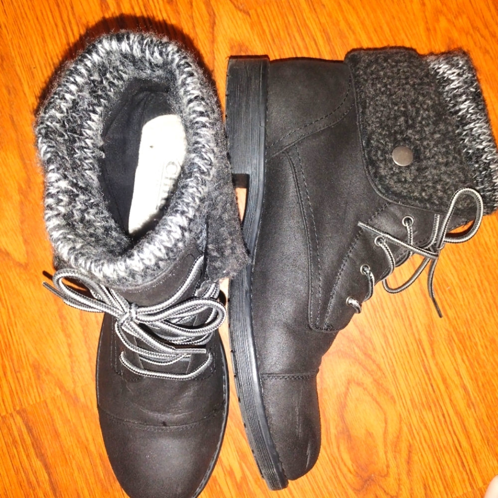 White Cliffs Black Ankle Boots#406